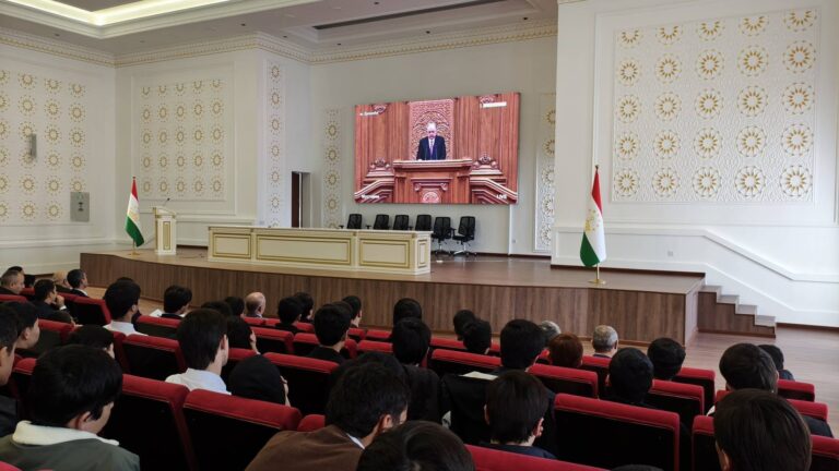 16.12.2025 / Тамошои дастаҷамъонаи Паёми Пешвои миллат дар Донишкадаи исломӣ