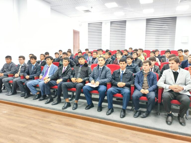 10.11.2025 / Вохӯрии омӯзишии ҳуҷҷатҳои стратегӣ дар байни донишҷӯёни факултети Филологияи Шарқ