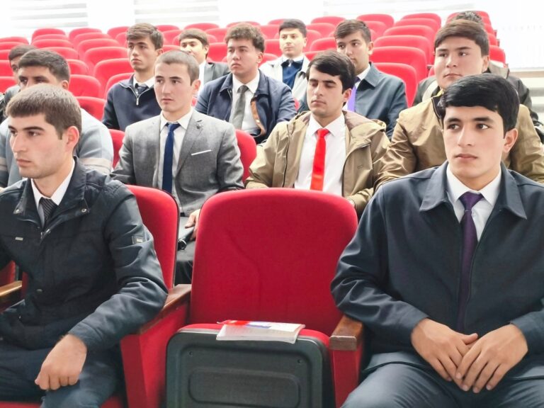 18.11.2025 / Семинари илмӣ – методологӣ дар мавзӯи “Нақши стратегияҳои давлатӣ ва Консепсияи сиёсати давлатии Ҷумҳурии Тоҷикистон дар соҳаи дин, дар пешгирии амалҳои номатлуби ифротгароӣ”