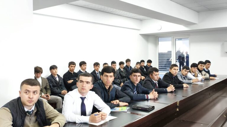 26.02.2026 / Семинари илмӣ-методӣ таҳти унвони “Артиши миллӣ – сипари боэътимоди миллату давлат” бо донишҷӯёни муассиса бо ташаббуси кафедраи Таърих ва диншиносӣ