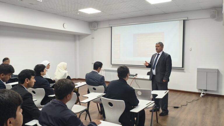 04.04.2026 / Семинари илмӣ – методологӣ дар мавзӯи “Пешгирии шомилшавии ноболиғону ҷавонон ба ҳизбу ҳаракатҳои хусусияти экстремистӣ ва террористӣ дошта” бо донишҷӯёни муассиса баргузор гардид