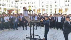 31.03.2026 / Қисмати дуюми чорабинии тантанавӣ таҳти унвони “Наврӯз – ҷашни ниёгон” бахшида ба ҷашни байналмилалии Наврӯз – 2026 дар ДИТ аз мусобиқаҳои варзишӣ иборат буд