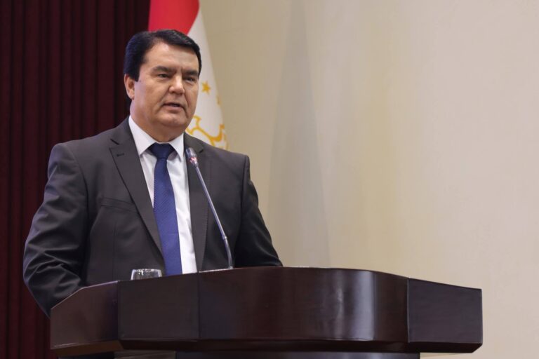13.05.2026 / Иштироки Аҳтамзода А.А. дар ҳамоиши илмӣ-маърифатӣ таҳти унвони «Тарбия аз оила сарчашма мегирад» дар Донишгоҳи давлатии тиббии Тоҷикистон