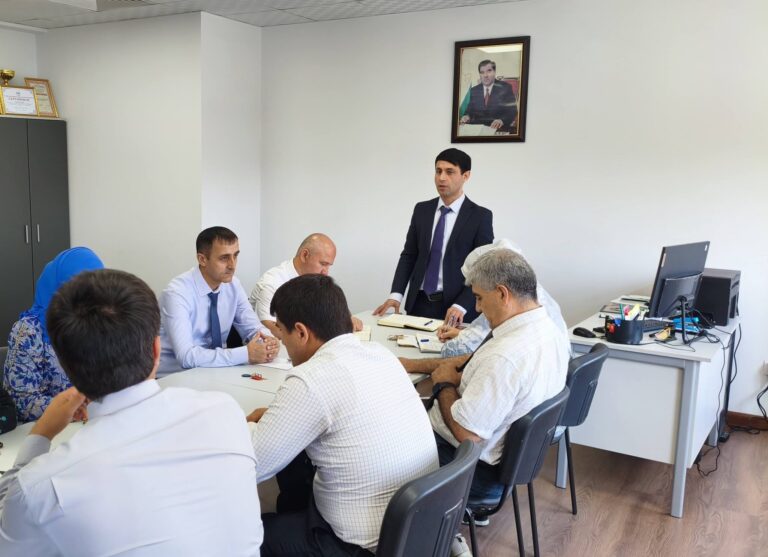 30.06.2027 / Бахшида ба қабули қатъномаи Тоҷикистон зери унвони “Даҳсолаи байналмилалии таҳкими сулҳ ба хотири наслҳои оянда” (2027-2036) бо ташаббуси садорати факултети филологияи Шарқи ДИТ мизи мудаввар баргузор гардид